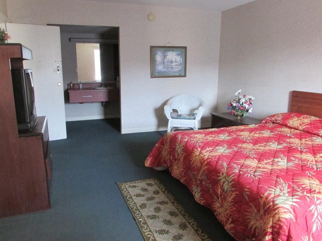 New Valdosta Inn And Suites Oda fotoğraf